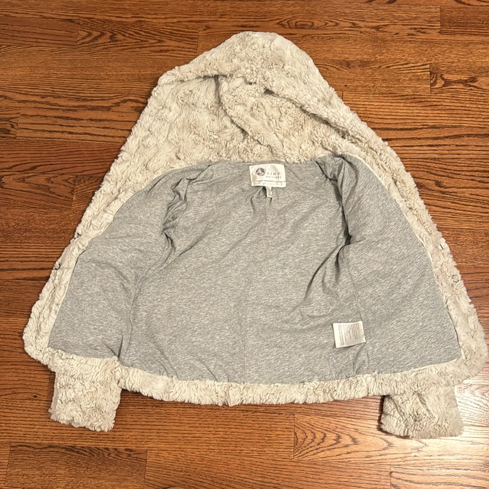 Faux Fur by Anthropologie - Picture 5 of 8